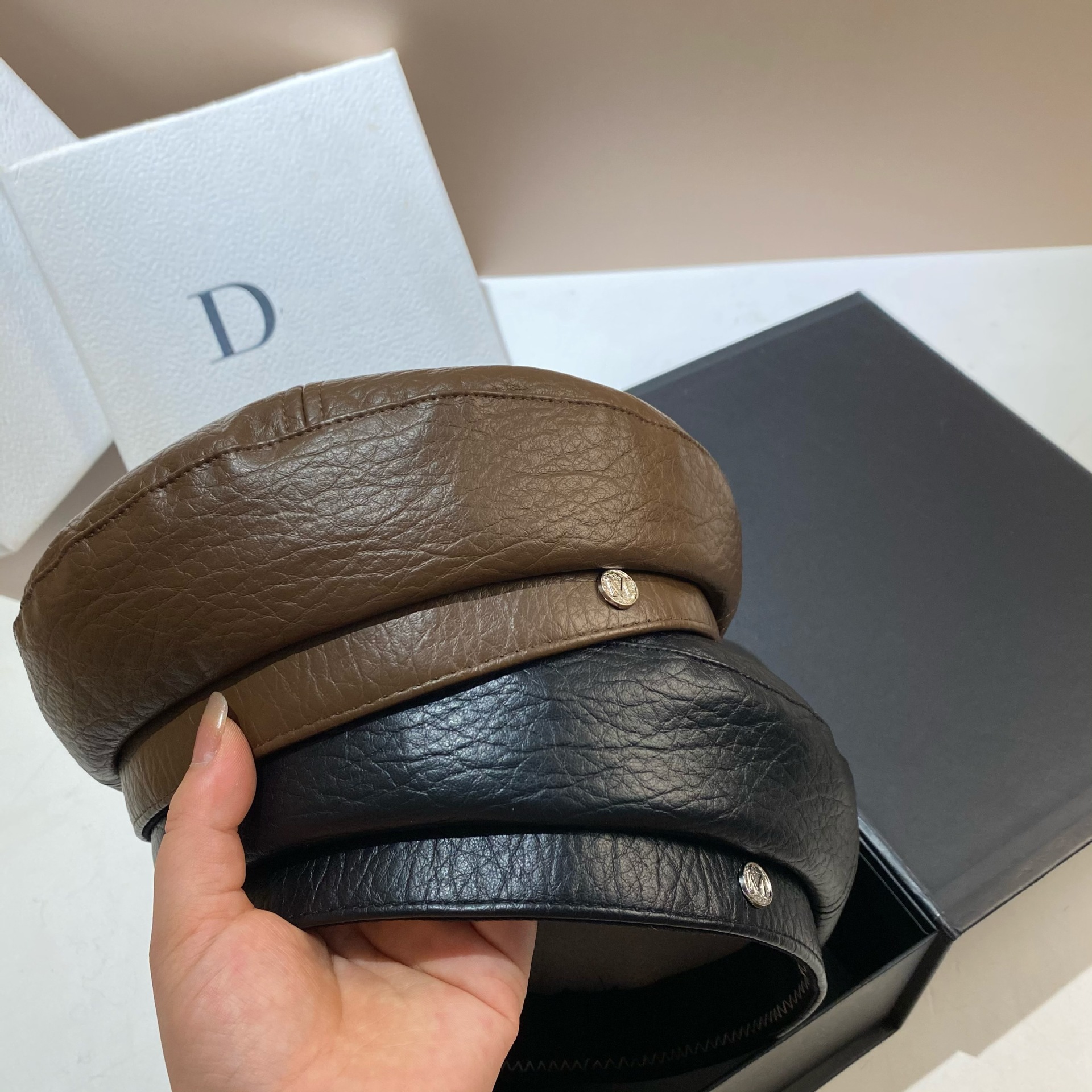PU Leather Beret Caps Women Fa - Snapback Hat Flat 评论和价格